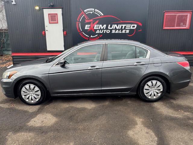 2012 Honda Accord Image 3