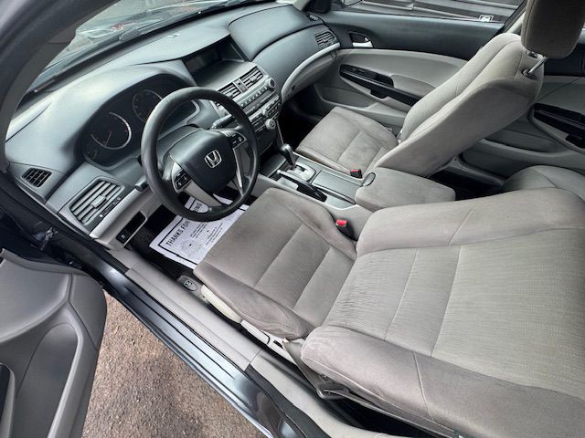 2012 Honda Accord Image 11