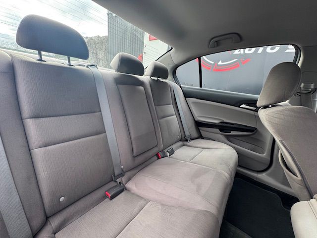 2012 Honda Accord Image 21