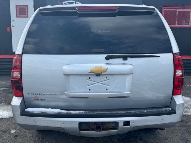 2013 Chevrolet Suburban Image 9