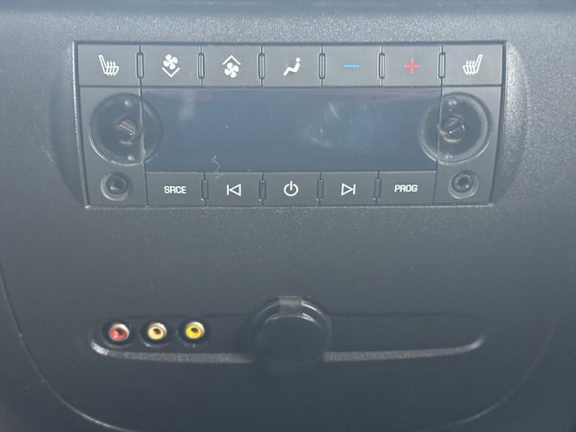 2013 Chevrolet Suburban Image 27