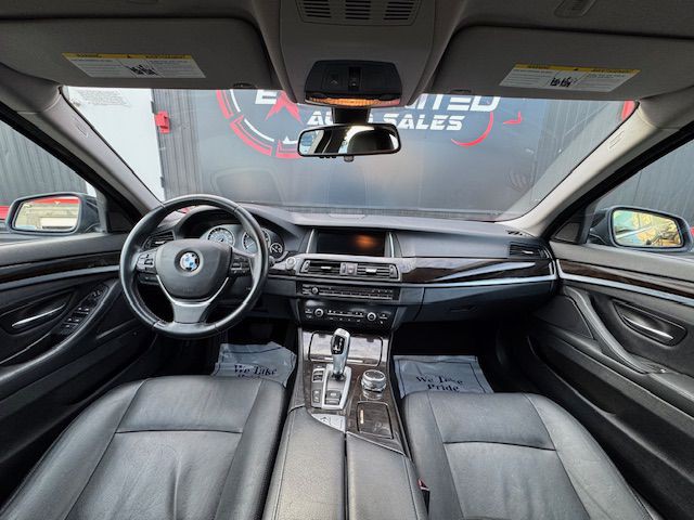 2015 BMW 5 Series Image 23
