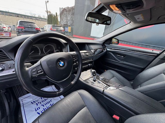 2015 BMW 5 Series Image 12