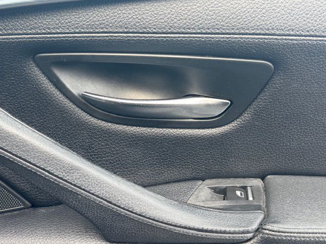 2015 BMW 5 Series Image 19