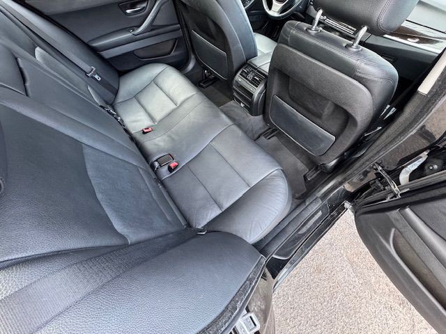 2015 BMW 5 Series Image 20