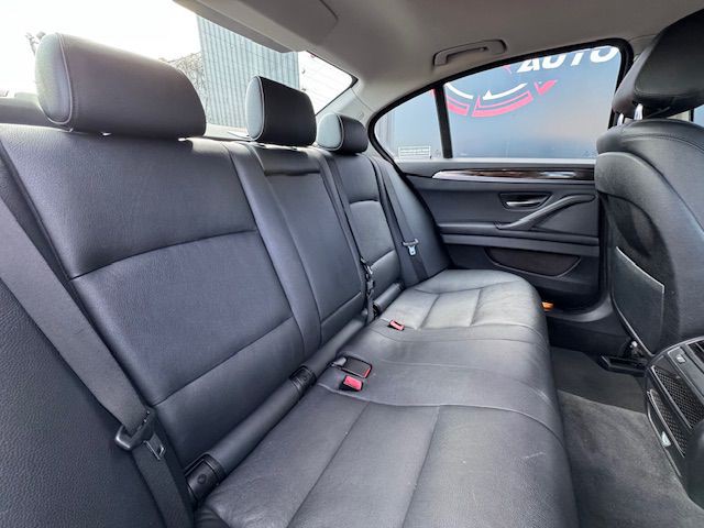 2015 BMW 5 Series Image 21