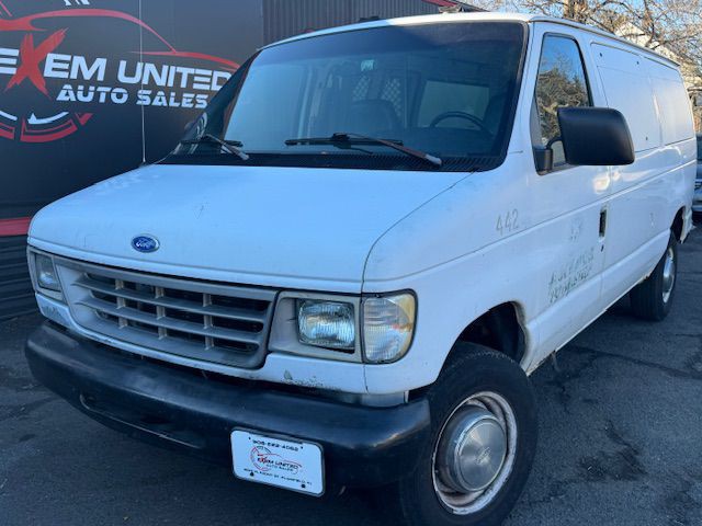 1995 Ford Econoline Image 2