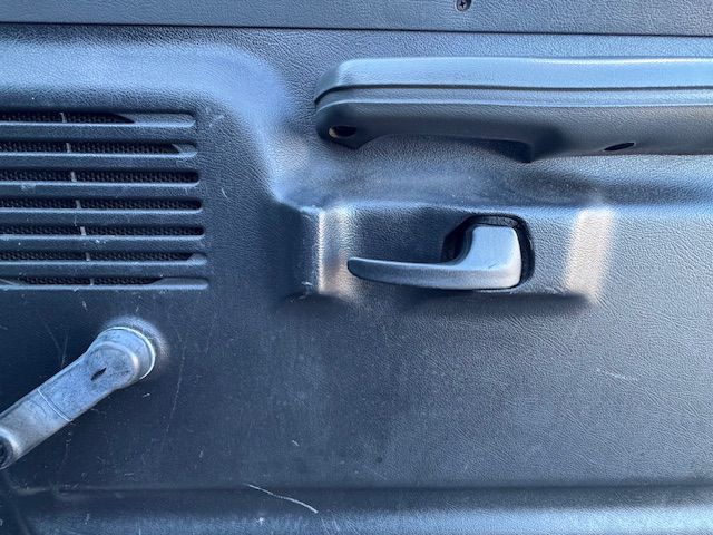 1995 Ford Econoline Image 18