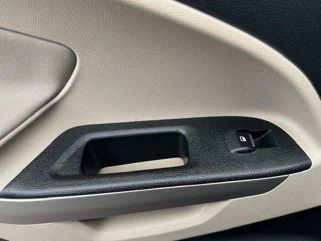 2020 Ford Econoline Image 13