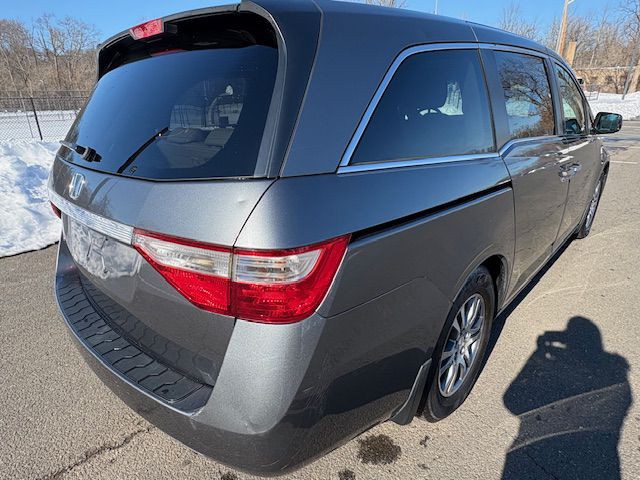 2012 Honda Odyssey Image 7