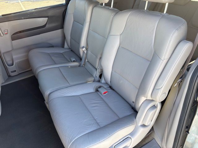 2012 Honda Odyssey Image 17