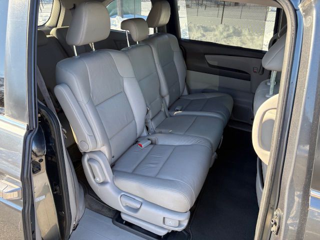 2012 Honda Odyssey Image 23