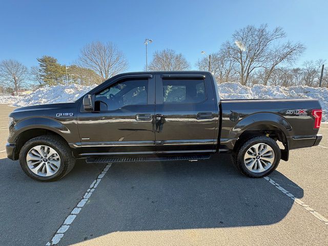 2017 Ford F-150 Image 3