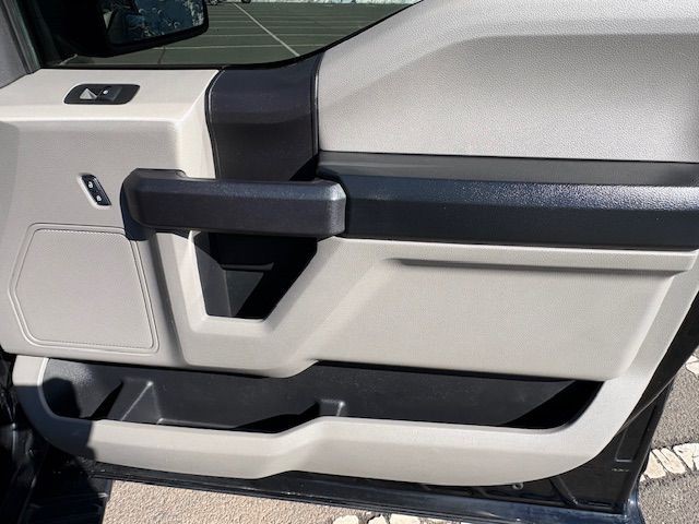 2017 Ford F-150 Image 18