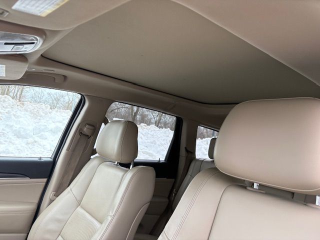 2019 Jeep Grand Cherokee Image 28