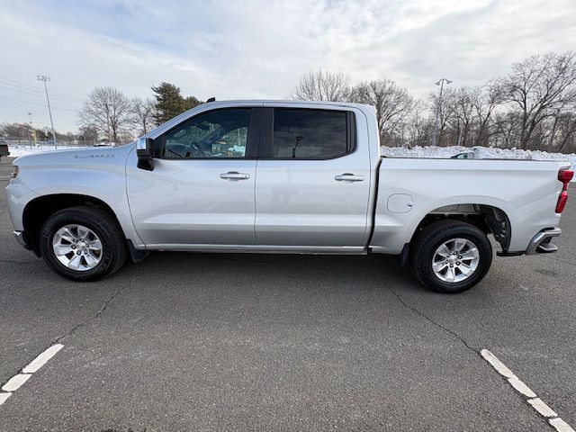 2020 Chevrolet Silverado 1500 Image 2