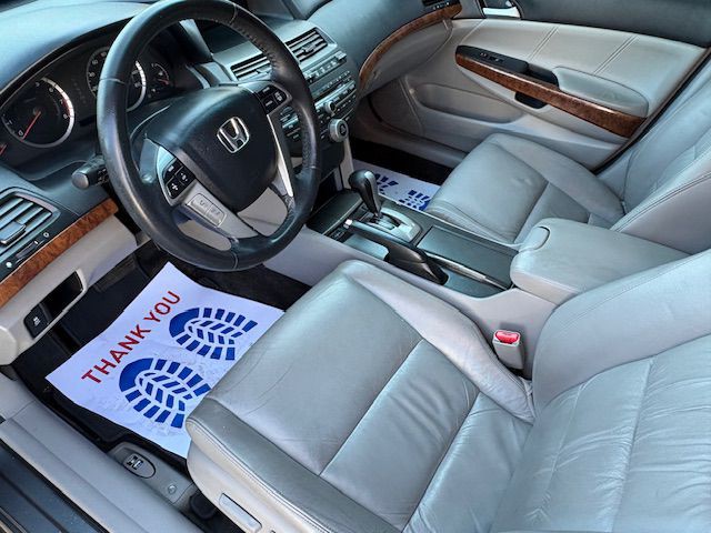 2012 Honda Accord Image 12