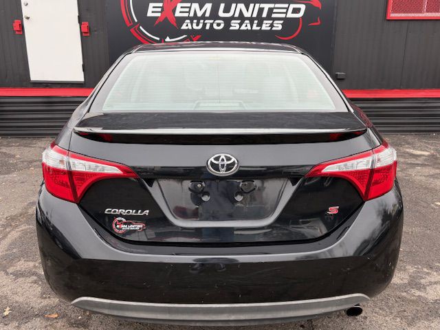 2016 Toyota Corolla Image 9