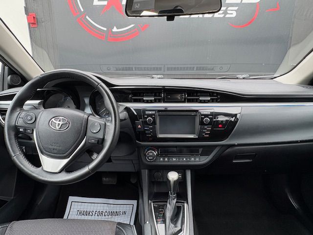 2016 Toyota Corolla Image 25