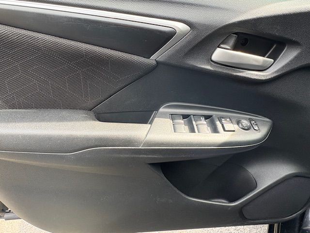 2015 Honda Fit Image 13