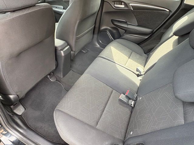 2015 Honda Fit Image 15