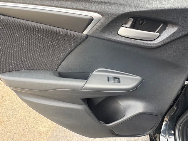 2015 Honda Fit Image 16