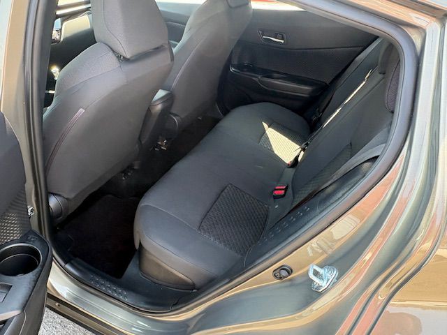 2021 Toyota C-HR Image 14