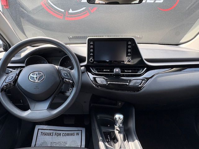 2021 Toyota C-HR Image 23