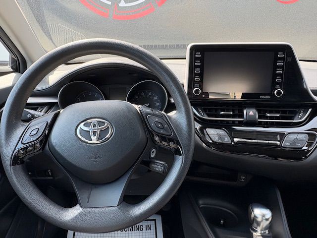 2021 Toyota C-HR Image 24