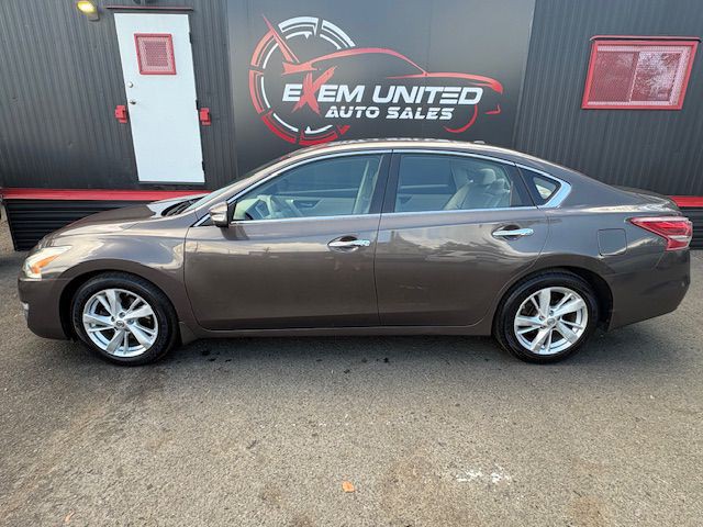 2013 Nissan Altima Image 3