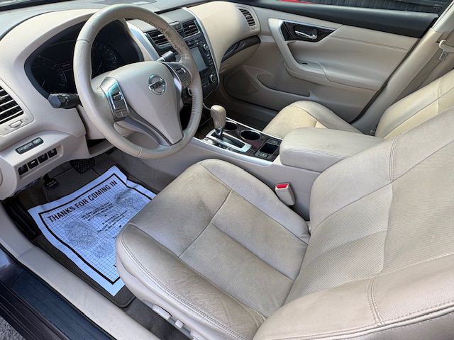 2013 Nissan Altima Image 12