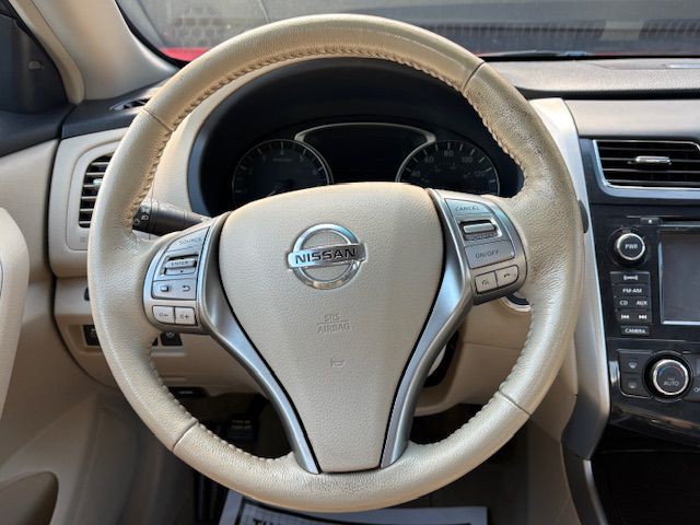 2013 Nissan Altima Image 25