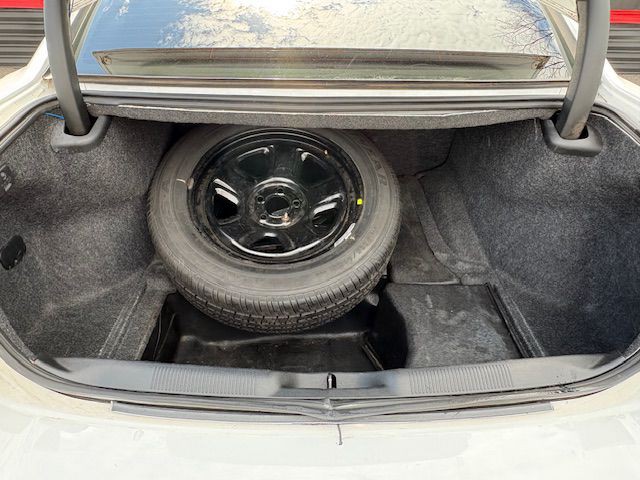 2013 Dodge Charger Image 10