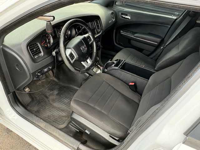 2013 Dodge Charger Image 11