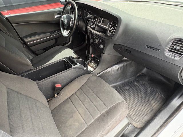 2013 Dodge Charger Image 18