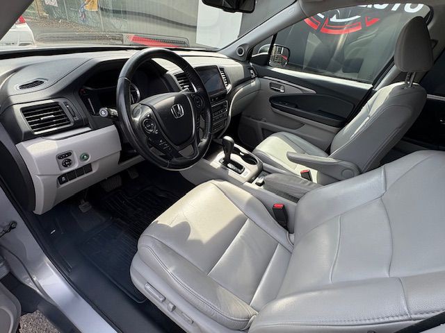 2018 Honda Pilot Image 12