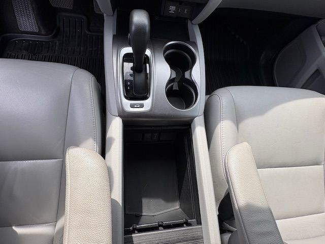 2018 Honda Pilot Image 32