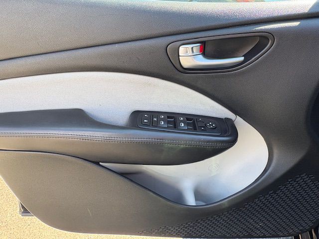 2015 Dodge Dart Image 13