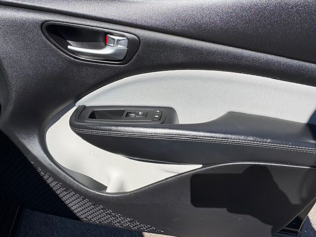 2015 Dodge Dart Image 19