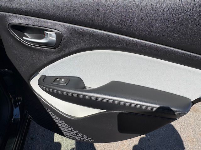 2015 Dodge Dart Image 22