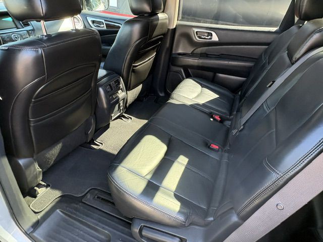 2013 Nissan Pathfinder Image 10