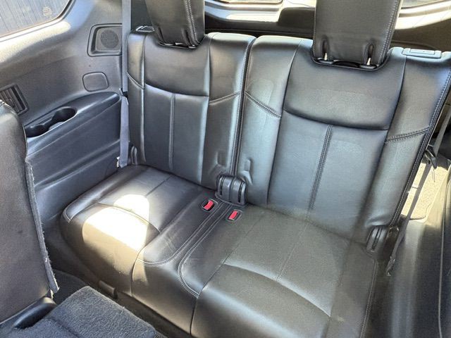 2013 Nissan Pathfinder Image 11