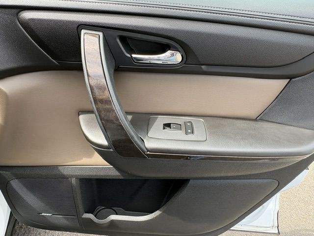 2016 GMC Acadia Image 15