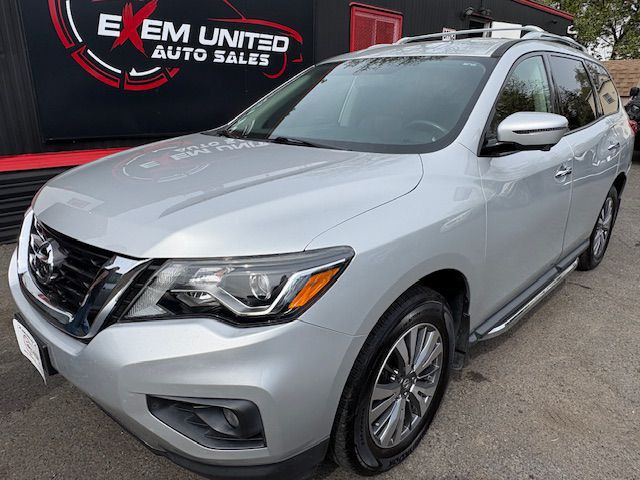 2020 Nissan Pathfinder Image 2