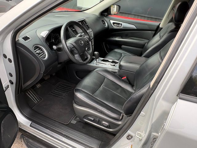2020 Nissan Pathfinder Image 12