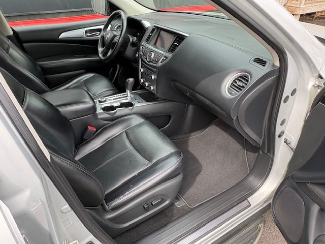 2020 Nissan Pathfinder Image 19