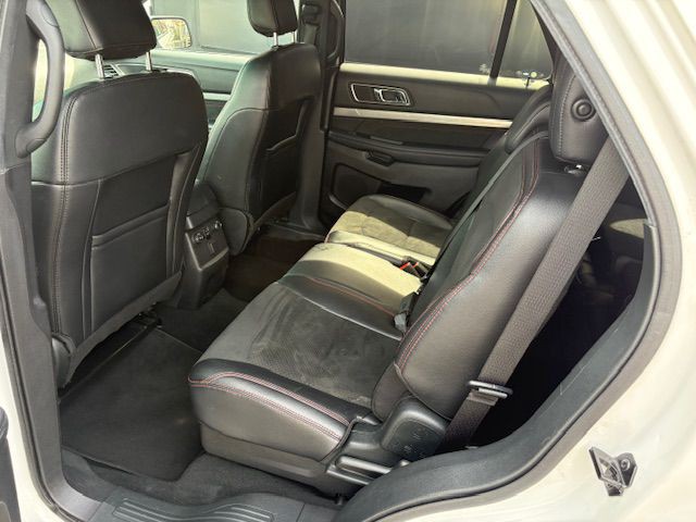 2019 Ford Explorer Image 12