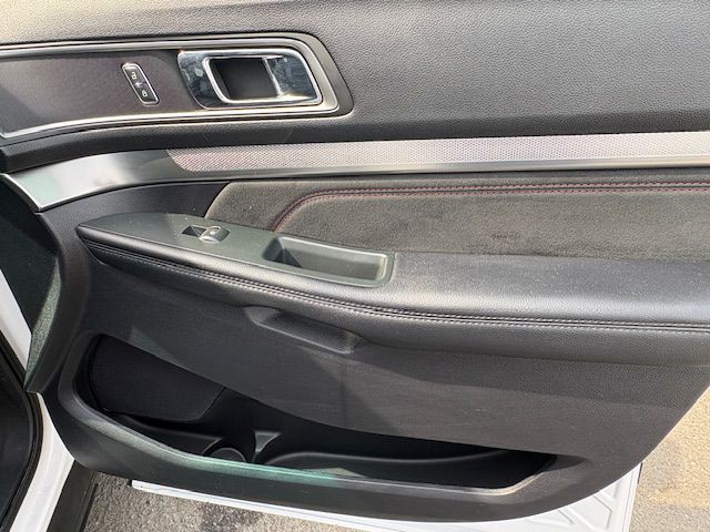 2019 Ford Explorer Image 17