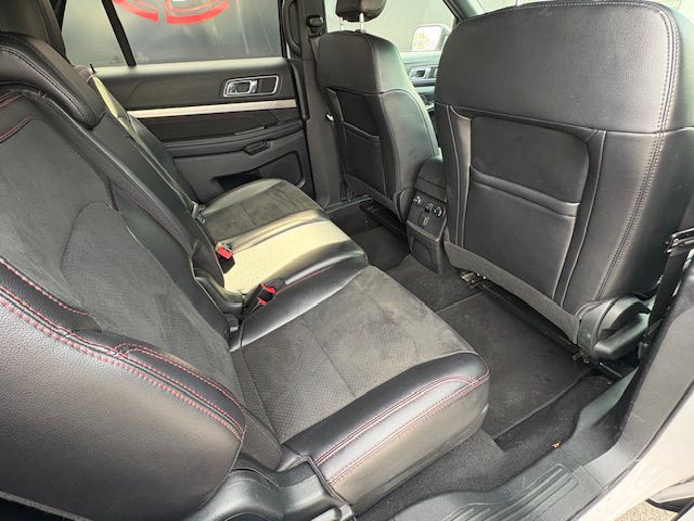 2019 Ford Explorer Image 19