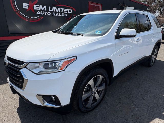 2018 Chevrolet Traverse Image 2
